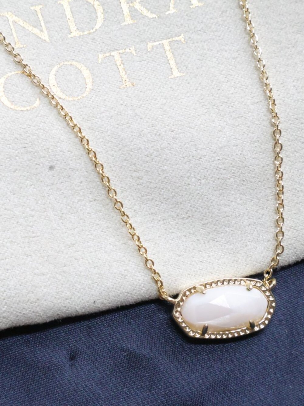 Kendra Scott Elisa Necklace - Gold White Pearl - Picture 2 of 3